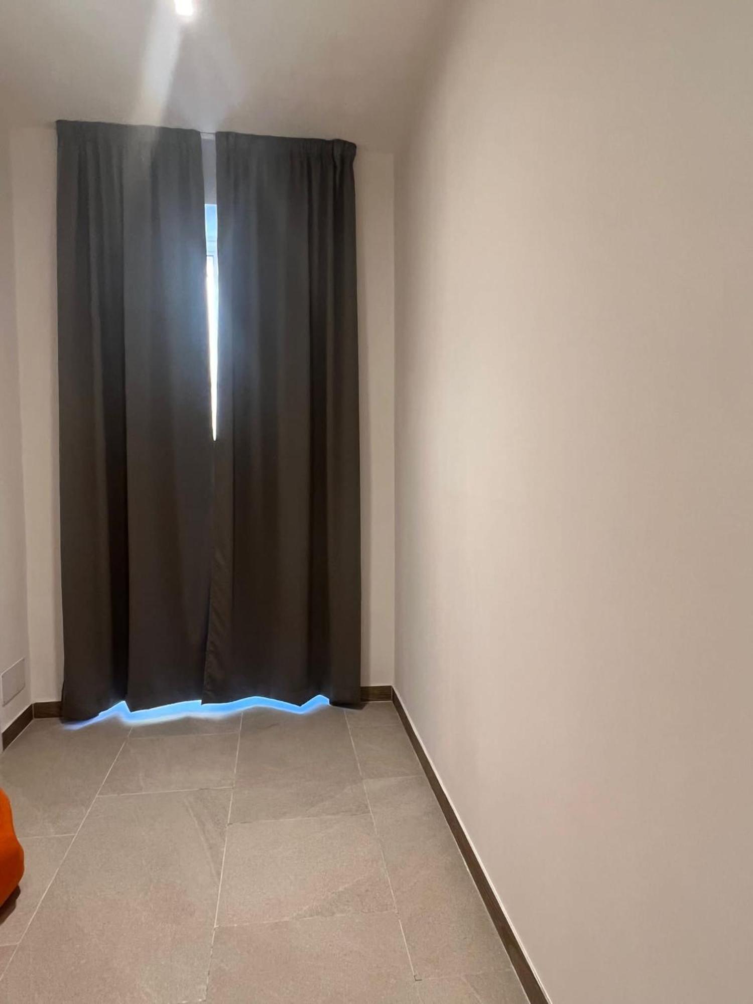 Le Camere Di Giusy Nazionale 24 Неаполь Экстерьер фото